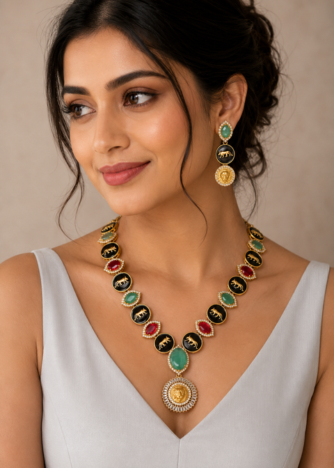Necklace 