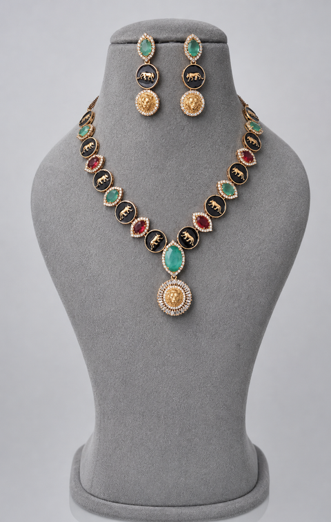 Necklace 