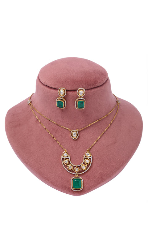 Designer Gold Plated Royal Kundan Pendant Set (D1228)