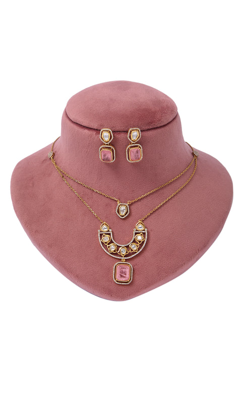 Designer Gold Plated Royal Kundan Pendant Set (D1228)