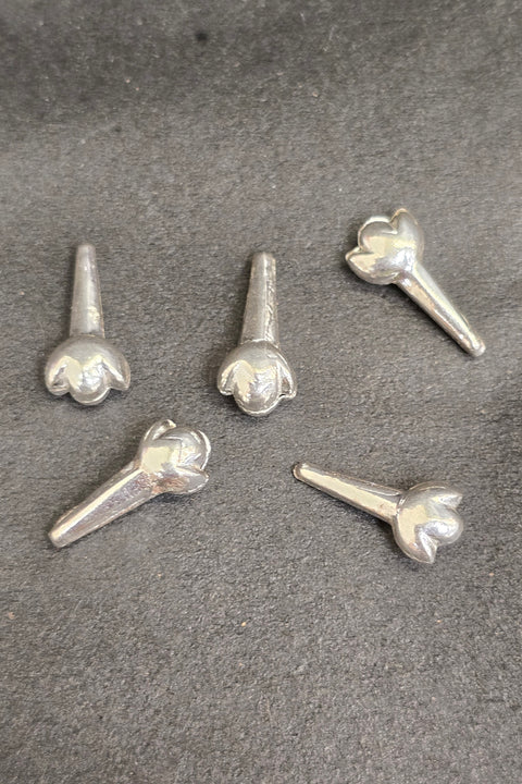925 Silver Sacred Clove / Laung / Long for Pooja & Temple Offerings