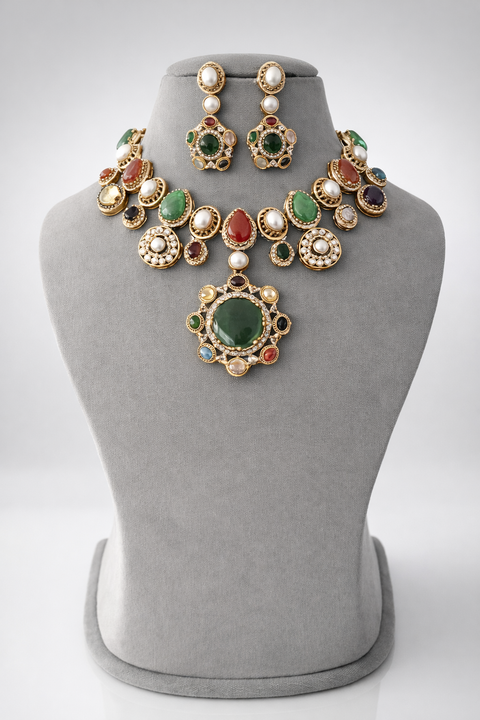 Necklace 