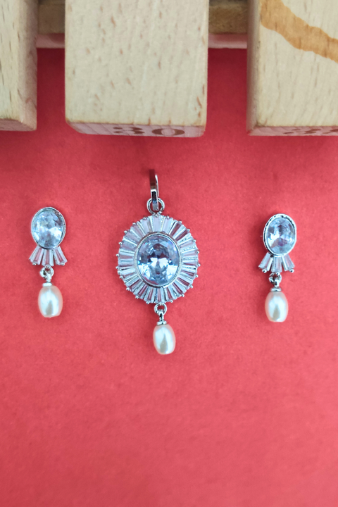 Pendant