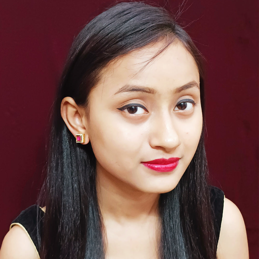 Kundan Studs With Gold Chain