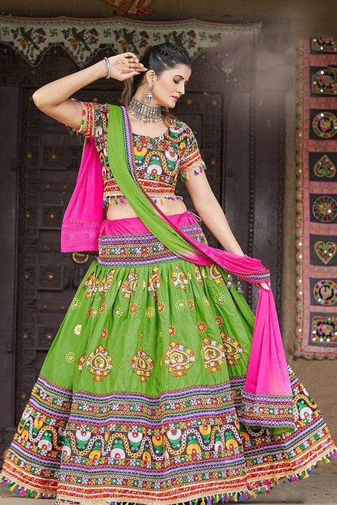 Navratri Wear Green Color Embroidered Mirror Work Lehenga Choli In Cotton (D257)