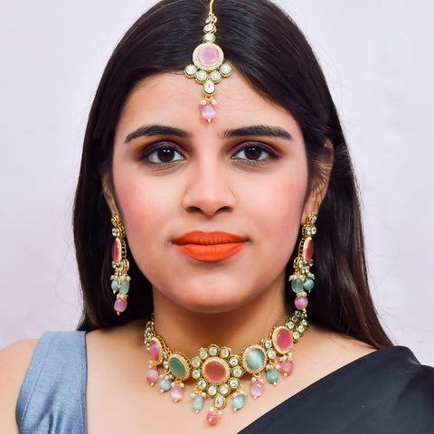 Designer Gold Plated Royal Kundan With Green Color Necklace & Earrings (D615)