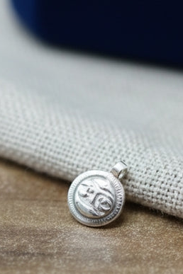  Suraj Nazar Pendant 