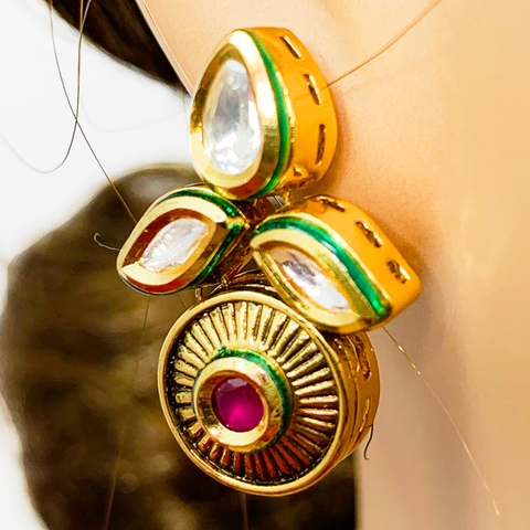 Gold Plated Kundan Pearl Pendant set (D146)