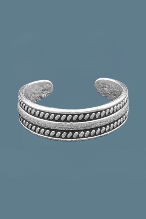 Toe Ring