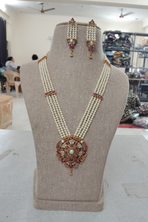 Bridal Multi Layer Pearl Kundan Necklace Set With Light Magenta Stones (D1355)