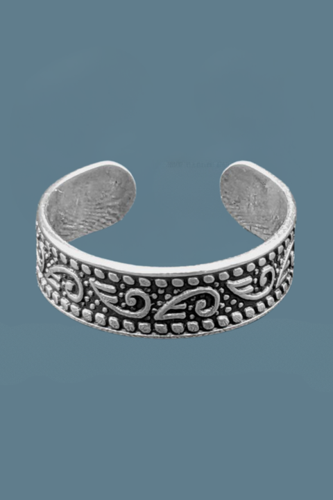 Toe Ring