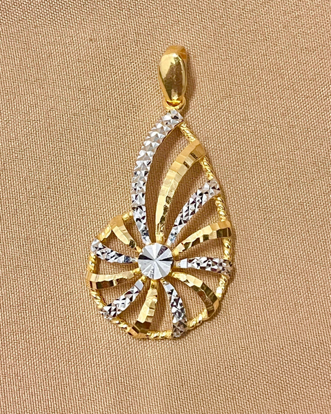 22 KT Gold Designer Silver Tone Pendant (D85)
