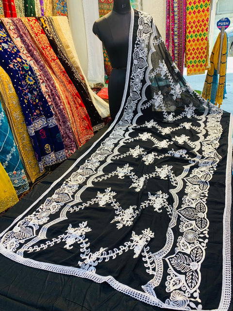 Dupatta 