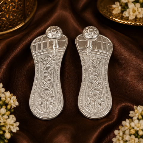 925 Pure Silver Charan Paduka (Khadau) for Idol Krishna or Vshnu Narayanah (D1)