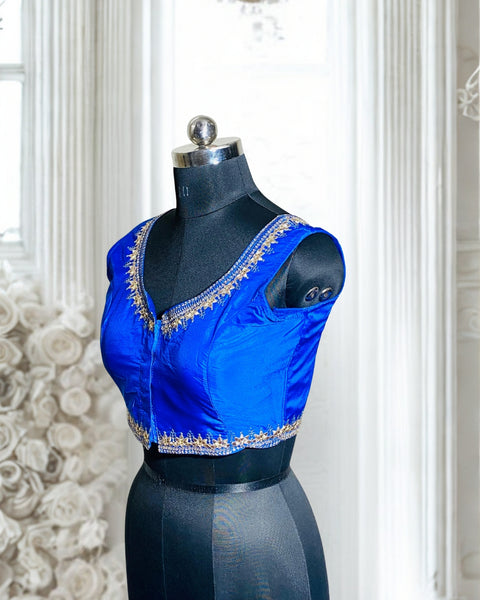  Blouse