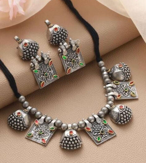 Designer Silver Oxidized Red & Green Choker Style Necklace With Earrings (D889)