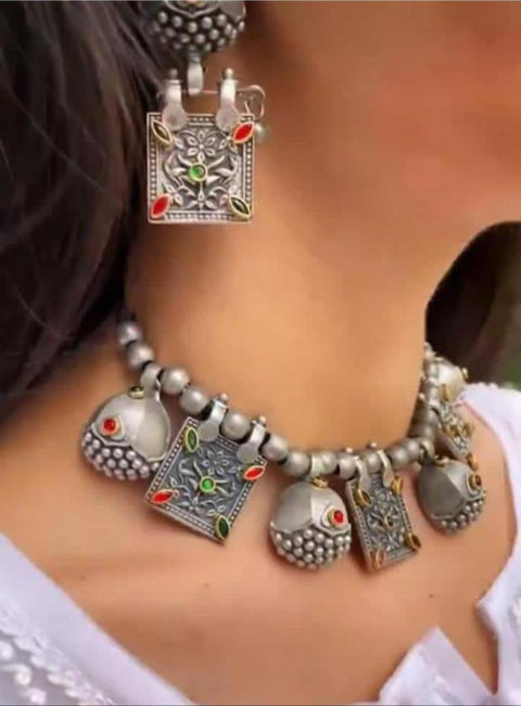 Designer Silver Oxidized Red & Green Choker Style Necklace With Earrings (D889)