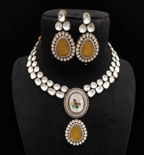 Designer White Royal Kundan Necklace with Earrings (D895)