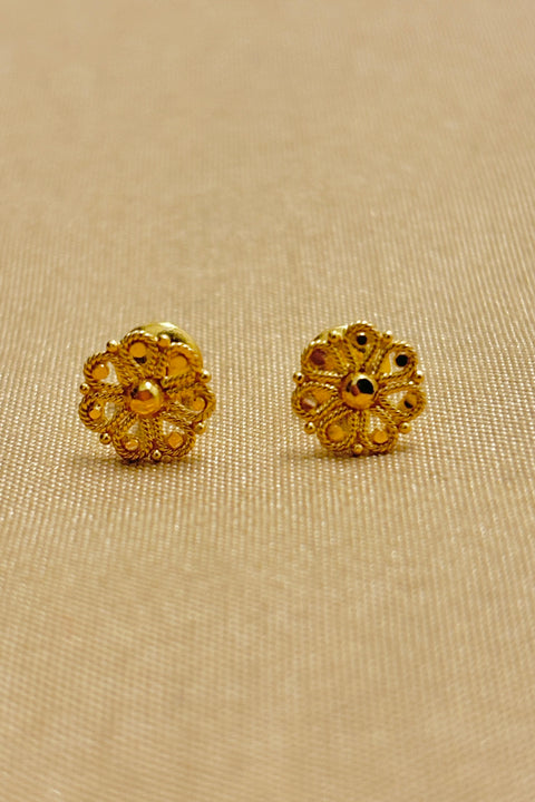 22 KT Gold Engraved Floral Studs (D95)
