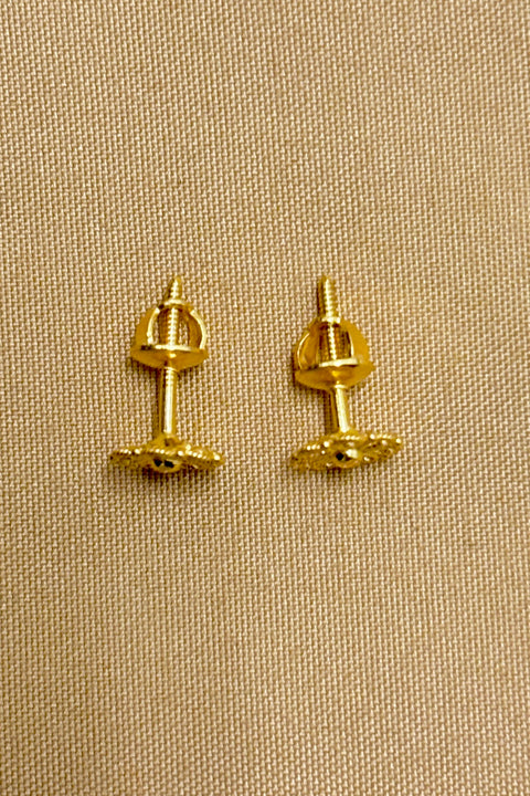 22 KT Gold Engraved Floral Studs (D95)