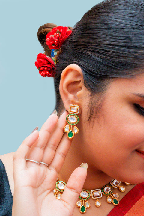 Designer Gold Plated Royal Kundan Necklace With Earrings (D867)