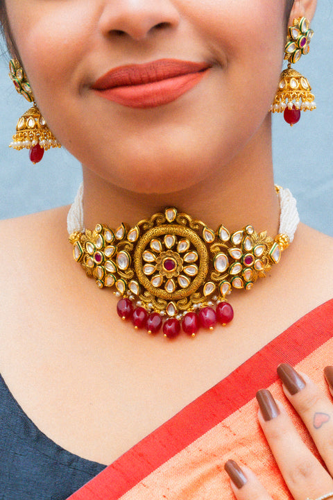 Designer Gold Plated Royal Kundan Choker Style Necklace with Earrings (D861)
