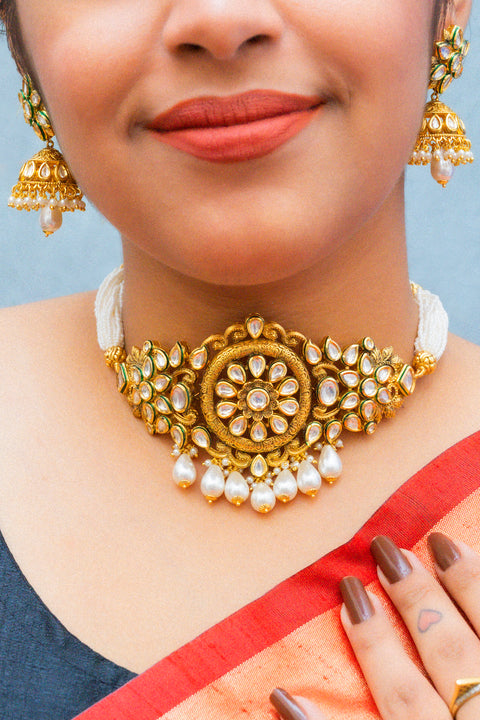 Designer Gold Plated Royal Kundan Choker Style Necklace with Earrings (D861)