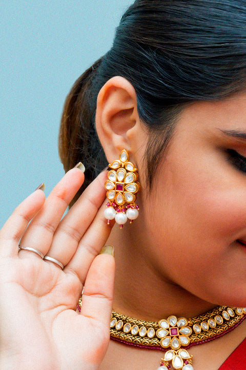 Designer Gold Plated Royal Kundan Necklace With Earrings (D866)