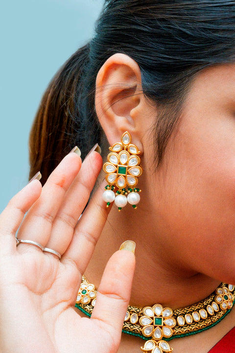 Designer Gold Plated Royal Kundan Necklace With Earrings (D866)