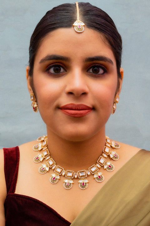 Designer Gold Plated Kundan Necklace With Earrings & Maangtikka