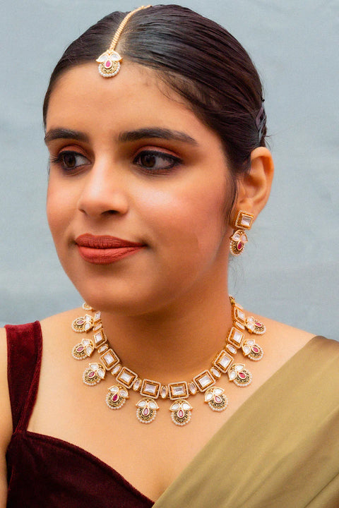 Designer Gold Plated Kundan Necklace With Earrings & Maangtikka