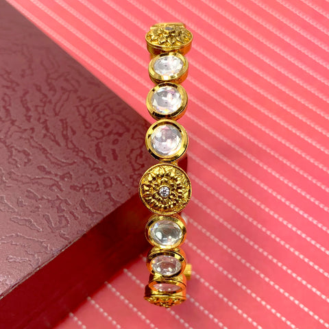 Gold Plated Kundan Openable Bracelet (Design 9)