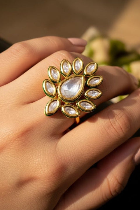 Fashionable Gold Plated Ring in a Feather Design (Design O6)