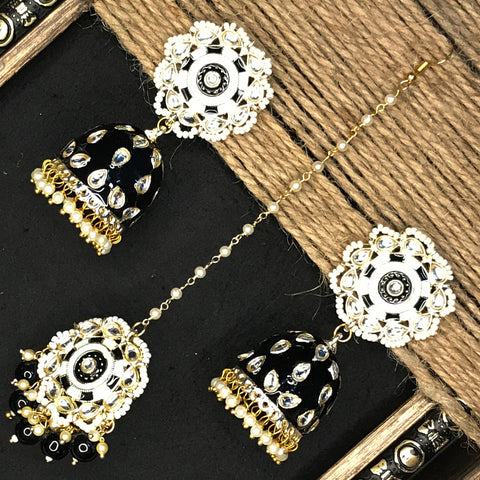 Earring With Mangtika