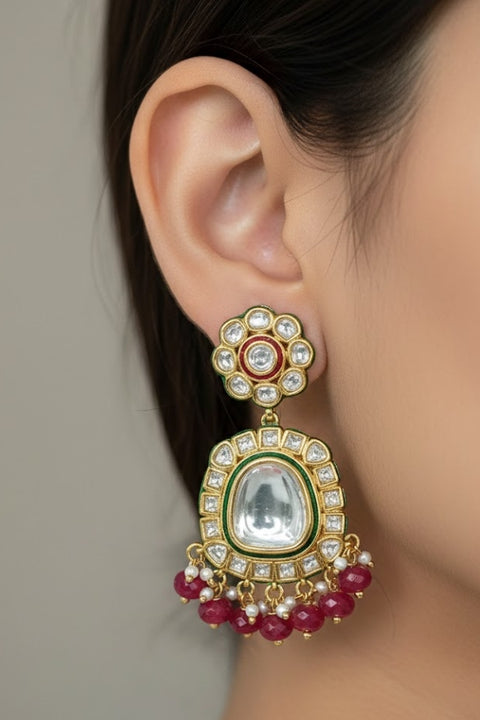 Exquisite Gold Plated Beautifully Royal Kundan Beaded Earrings (E865)