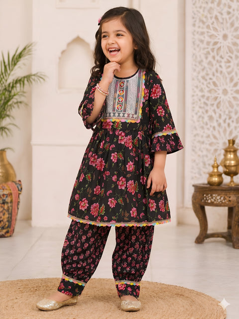  Kurta with Patiala Salwar