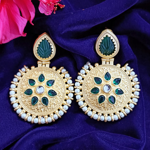 Beautifully Designed Traditional Amrapali Earrings