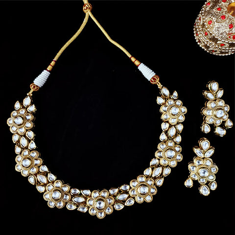 Designer Single Layer Kundan Necklace in Floral Design with Earrings