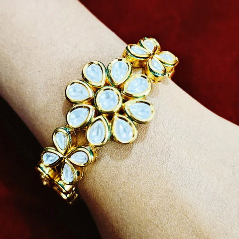 Gold Plated Kundan Work Openable Bracelet (Design 82)