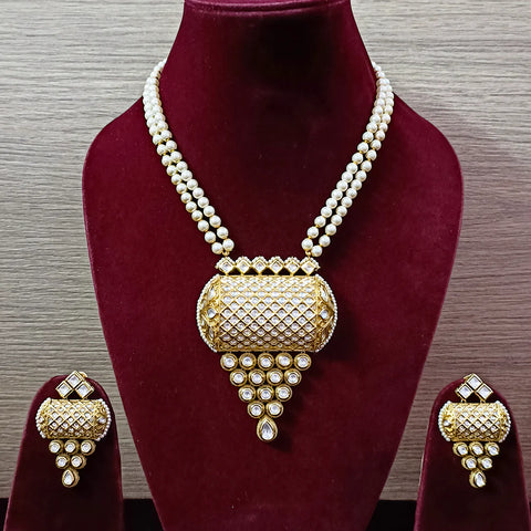 Designer Gold Plated Royal Kundan Pendant Set (D346)