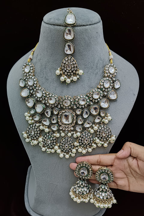 Green Necklace