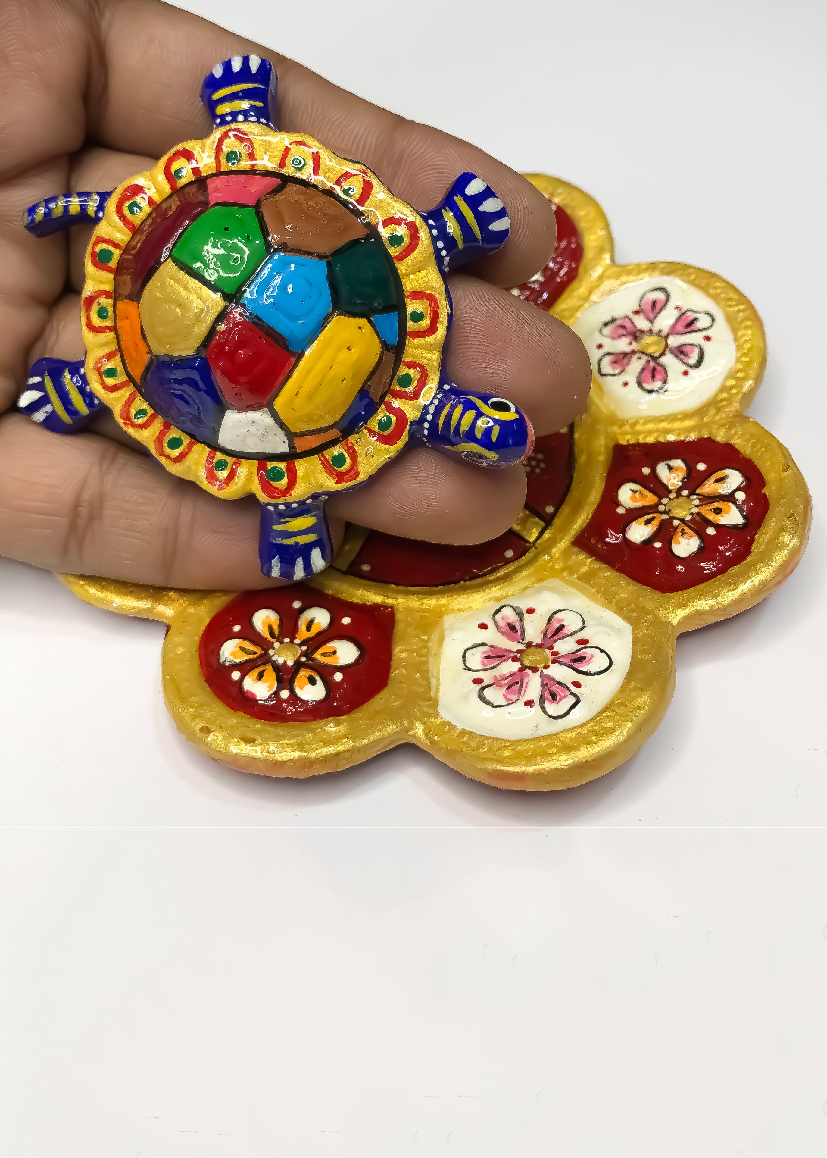 Metal Feng Shui Tortoise On Plate Handmade Showpiece for Good Luck Dec ...