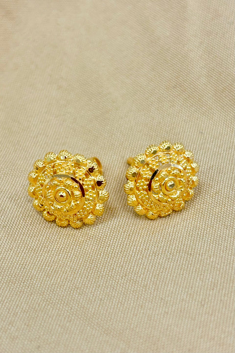 22 KT Gold Designer Studs (D48)