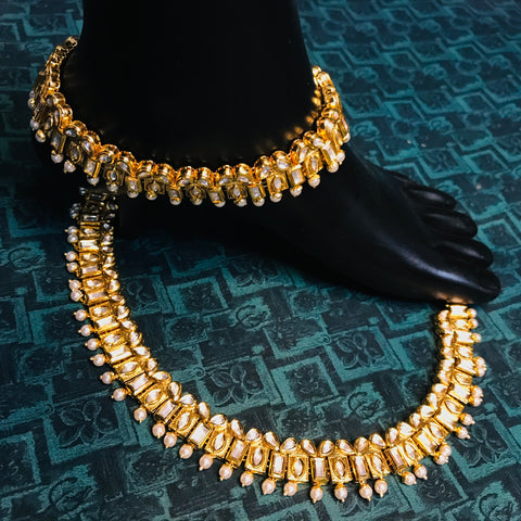 Gold Plated Anklet with Royal Kundan (Set of 2) - Design 4