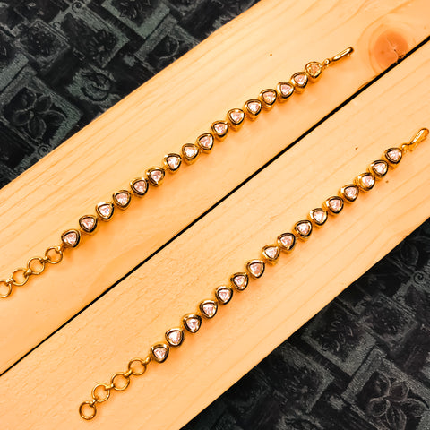 Gold Plated Beautifully Royal Kundan Kanoti Ear Chain For Women (E743)