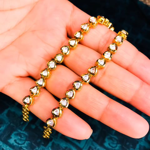 Gold Plated Beautifully Royal Kundan Kanoti Ear Chain For Women (E743)