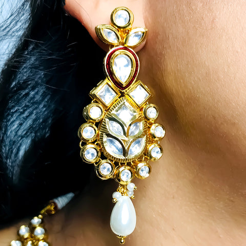 Designer Bridal Gold Plated Royal Kundan Necklace With Earrings & Mangtikka