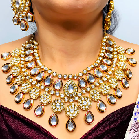 Designer Bridal Gold Plated Royal Kundan Necklace With Earrings & Mangtikka
