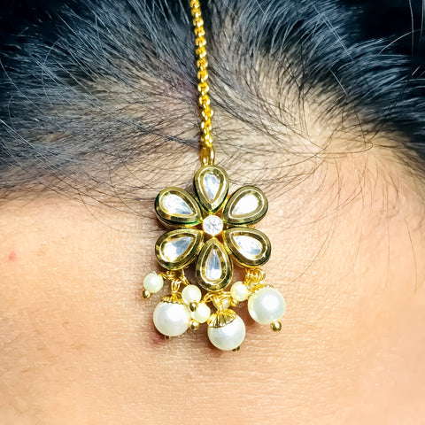 Designer Gold Plated Royal Kundan Necklace with Earrings & Mangtikka
