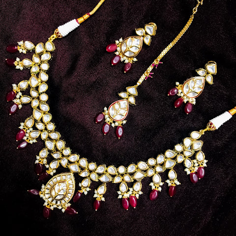 Designer Gold Plated Royal Kundan Necklace with Earrings & Mangtikka